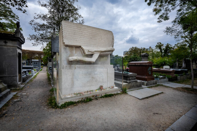 Oscar Wilde's Grave, Pere Lachaise